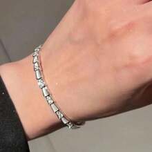 1 件女士时尚珍珠母蛇骨手链，带水钻，奢华可调节银色手镯，适合日常佩戴、办公室、户外活动、圣诞节、感恩节、情人节礼物、妈妈、母亲、母亲节、礼物