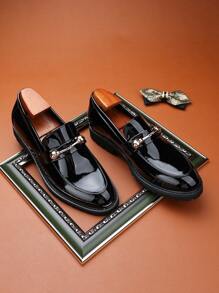 Men's Casual Leather Loafers With A Glossy Printed Design, Thick Sole, And Height-Increasing Style. Suitable For Business, Work, Social Events, And Queuing. [Product Sizing Runs Small; Please Choose The Appropriate Size.] - Black - View 4