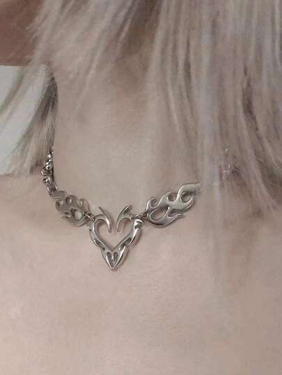 1 pieza Regalos del Día de San Valentín para Novia Colgante con forma de corazón hueco de llama de color plateado estilo Punk para Mujeres, Regalo de Joyería de Fiesta Hip Hop para el Día de San Valentín