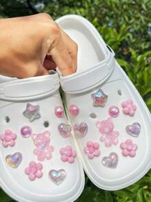 Bộ 20 chiếc móc khóa hình gấu nhỏ lấp lánh nhiều màu sắc, dùng để trang trí dép xỏ ngón, giày đi biển, phụ kiện giày dép màu hồng dễ thương, thanh lịch cho mùa xuân hè. - Hồng - Xem 11