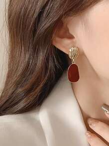 1 Pair Elegant Luxury Vintage-Style Red Enamel Geometric Design Earrings For Women, Suitable For Formal Events And Parties