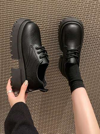 Women's Comfortable Black Lug Sole Platform Thick Heel Round Toe Vintage Brogues Loafers, Upgraded Lychee Texture Material Non-Scuffing Toe