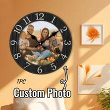 1 pezzo Orologio da parete personalizzato con foto, orologio da parete con foto personalizzato da 8/10/12 pollici per la decorazione della casa, orologio da scrivania personalizzabile per camera da letto, regalo personalizzato per compleanni, matrimoni, San Valentino, anniversari, per San Valentino, festa della mamma, compleanni, festa dei bambini, laurea, matrimoni, festa del papà, inaugurazione di casa, regali per scuola, casa, ufficio, multifunzionale, durevole, ornamentale, riutilizzabile, raffinato, di stile, di alta qualità, colorato, moderno, personalizzato, unico, regalo ideale per lui, regalo ideale per lei, fidanzato, papà, fidanzata, mamma, famiglia, amici, tea room, casa, giardino, ufficio, per anniversari, per San Valentino, per la festa della mamma, per compleanni, per la festa del papà, per la laurea, per matrimoni, per l'inaugurazione di casa
