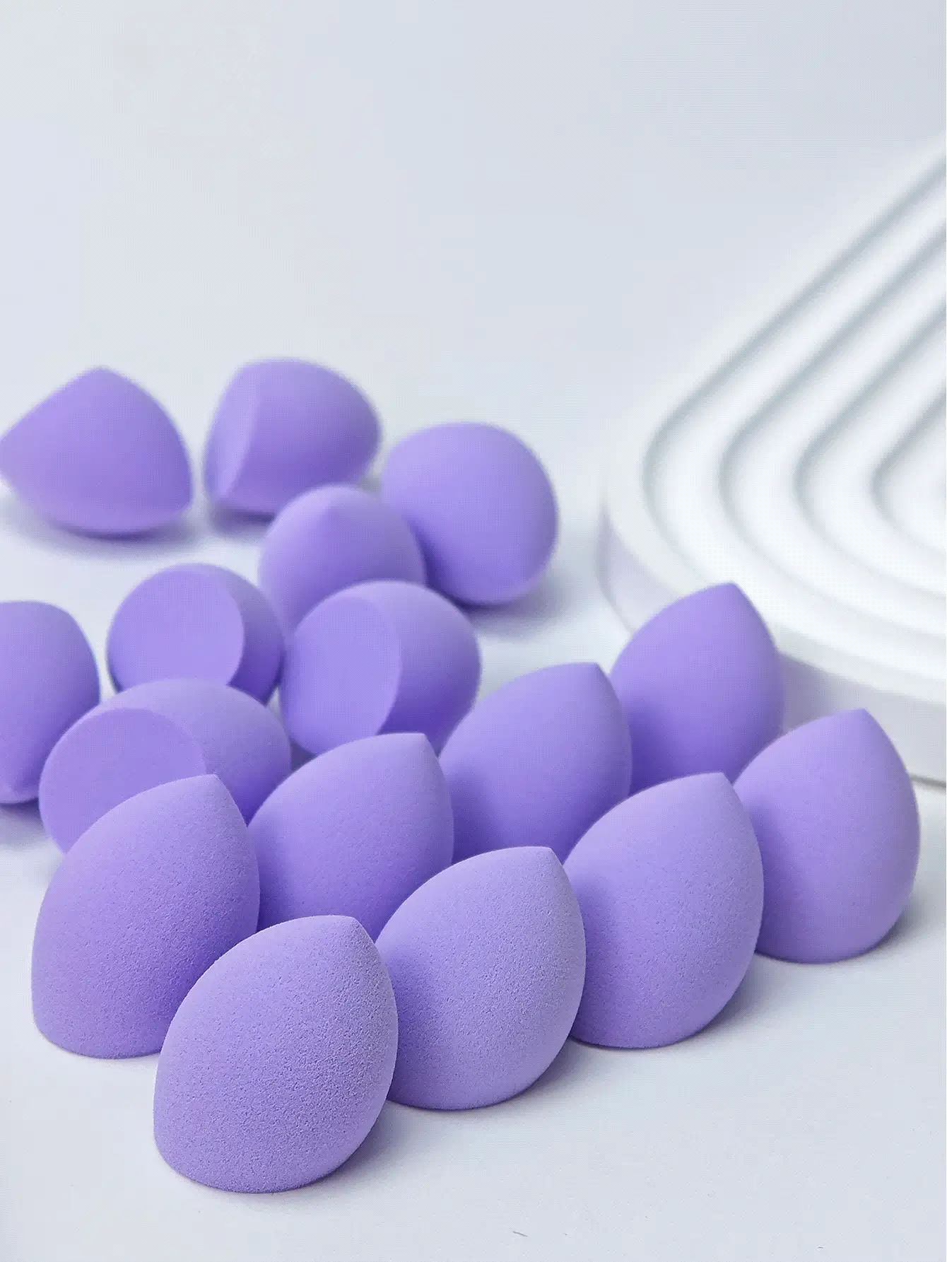 [5pcs/10pcs/20pcs/30pcs/50pcs/100pcs] Makeup Sponge, Mini Makeup Sponge, Multi-Functional Powder Puff, Water Drop Shaped Mini Makeup Sponge, Suitable For Facial Setting, Makeup Powder Puff, Concealer Puff, Loose Powder Puff And Mini Finger Puff. For Makeup Beginners, Soft & Skin-Friendly, Latex-Free Sponge And Puff, Suitable For All Skin Types, Blush, Foundation, Moisturizer And Powder Puff, Dry And Wet Powder Puff. Makeup Sponge And Puff Convenient For Travel And Carry, For Liquid And Cream Cosmetics, Face Moist Use And Dry Use Makeup Sponge Mixed - Purple - View 2