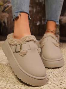 Chinelos femininos casuais confortáveis com forro térmico e sola grossa, adequados para o inverno