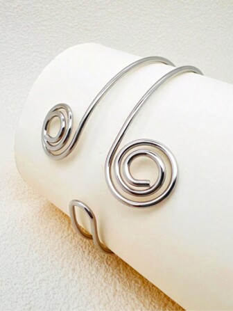 1pc Silver Hollow Metal Bracelet, Simple & Elegant Design, Creative Personalized, Hollow Hiphop Punk Armband, Suitable For Daily Wear By Women