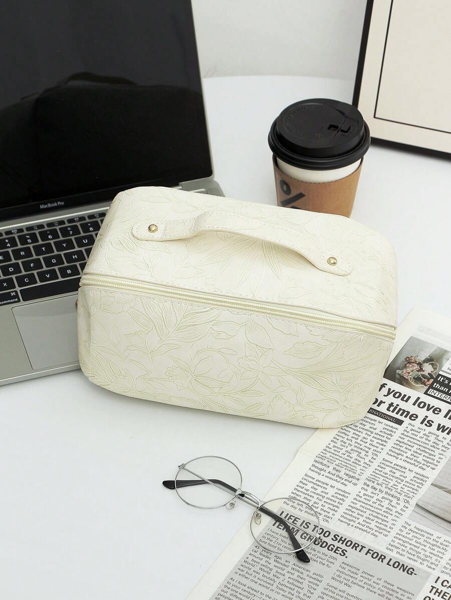 1个高档PU皮革复古压纹米色化妆包,时尚休闲便携化妆包,多功能大容量收纳包,可装钱包、口红、卫生巾、硬币、钥匙、有线耳机、数据线、充电器、耳机等,可爱洗漱包,旅行收纳包,适合女性、糖果爱好者、护士、学生、节日礼物、旅行必备、情人节礼物、房间装饰、钱包必备、女士化妆包、钱包必备物品、邮轮必备、设计师手提包、基础款、梳妆台必备、房间、可爱化妆包 - 白色 - 查看 1