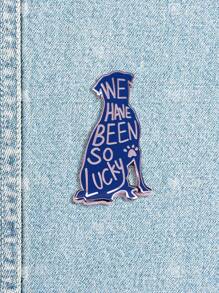 1 件动物胸针，适合作为礼物