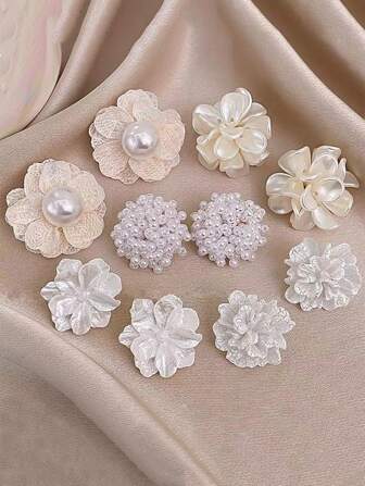 1 套简约珍珠 3D 花卉花瓣精致女性别致耳钉