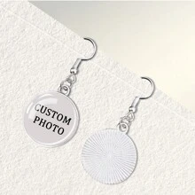 1 par de aretes personalizados, accesorio de joyería para mujer con gancho circular decorativo y foto personalizada. Plateado, elegante, colorido, vintage, sencillo, unisex, casual, lindo, personalizado, único, regalo ideal para él, ella, novio, novia, papá, mamá, familia, amigos, para aniversarios, cumpleaños, graduación, fiesta