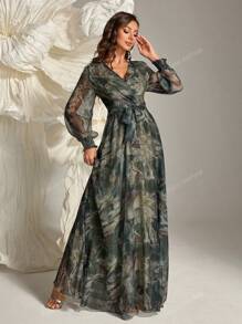 Women's Elegant V-Neck Mesh Lantern Sleeve Long Dress