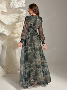Women's Elegant V-Neck Mesh Lantern Sleeve Long Dress