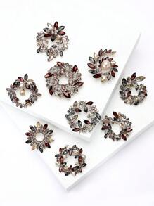 Christmas Rhinestone Snowflake Brooches For Women Unisex Beautiful Pins Multi-Color Available Casual Party Accessories Gifts