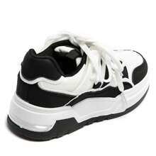 Fashionable Versatile Casual Thick Sole Sneakers - Black - View 4