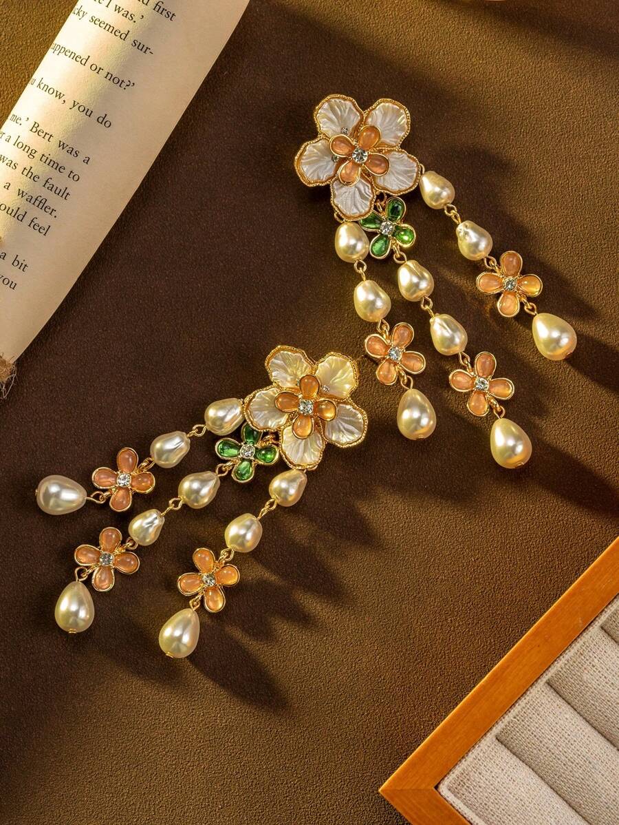 复古风格花朵与仿珍珠流苏耳环，夸张奢华古董珠宝 - 白色 - 查看 1