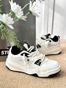 Giày trượt patin đế dày mũi tròn cổ thấp buộc dây cho nam, thân trên bằng da, chống trượt, thoáng khí, phù hợp với mọi mùa - Đen và trắng - Xem 2