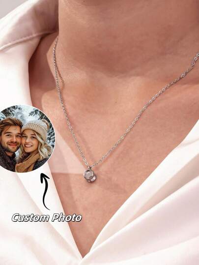 Custom Round Photo Projection Necklace, Stainless Steel Women Engraved Photo Pendant Necklace, Personalized Colorful Photo Necklace, Women's Projection Choker Necklace, Custom Photo Memorial Necklace, Gift For Girlfriend, Best Friend, Customized Jewelry, Christmas Customized Gift, Gift For Mom, Birthday Commemorative Necklace,Silver,Stylish,Colorful,Vintage,Unisex,Hipster,Simple,Casual,Custom,Personalized,Unique,Ideal Gifts For Him,Ideal Gifts For Her,Her,Boyfriend,Girlfriend,Dad,Mom,Family,Friends,For Anniversaries,For Birthdays,For Graduation,For Prom,For Party,Jewelry Women