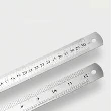 1 Stück/2 Stücke 20cm/30cm Edelstahl Lineal, Messwerkzeug Metall Gerade Lineal (geeignet für Hausmessungen, Handwerk, Elektroinstallation, Zeichnungsmessung), Schulbedarf, Rückkehr zur Schule