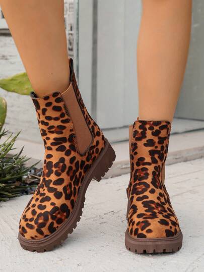 Women's Autumn/Winter New British Style Chelsea Boots, Classic Thick Sole Cigarette Leopard Print Short Boots