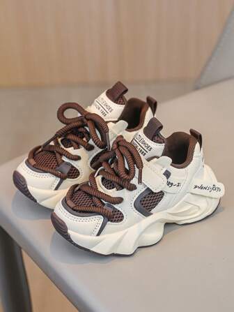 Zapatillas transpirables de malla para niños, nuevos zapatos casuales de estilo primavera-otoño para niños y niñas, zapatillas de running con silueta abultada de moda