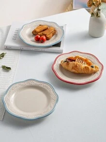 1pc Minimalist French Style Ceramic Plate, 7.8 Inch, Embossed, Heat-Resistant, Vintage Niche Design, High-Quality Dessert, Cake, Breakfast, Fruit Plate, Suitable For Home, Dining Room, Hotel, Cafe