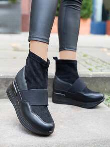 Bottines slip-on femme noires avec embossage Keleda - Chaussures