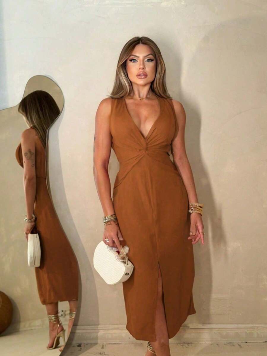 Women's Plain Midi Dress With Slit And V-Neckline - 卡其色 - 查看 1