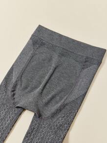 1件装女童/儿童/幼儿保暖无脚连裤袜，灰色纯色，卡通爱心、竖条纹、波点图案，表面光滑柔软，亲肤舒适，适合日常穿着、上学、公主风，可爱百搭，适合春、秋、冬三季穿着。