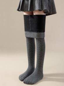 1件装女童/儿童/幼儿保暖无脚连裤袜，灰色纯色，卡通爱心、竖条纹、波点图案，表面光滑柔软，亲肤舒适，适合日常穿着、上学、公主风，可爱百搭，适合春、秋、冬三季穿着。