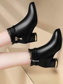 Nuevas botas cortas de puntera redonda para mujer, Otoño/Invierno 2025, Tacón grueso y tacón medio, Suela blanda de gamuza con strass, Botas delgadas versátiles - Negro - Ver 2