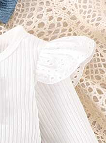 2pcs Baby Girl Solid Color Buttoned Cap Sleeve Onesie & Bowknot Decor Skirt Set With Hair Scrunchie