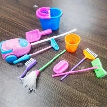 9 件套迷你清洁套装 - 包括拖把、扫帚、刷子、水桶等，颜色随机 - 采用安全 PVC 材料制成， - 适合 12 岁以下儿童 - 彩色 - 查看 11