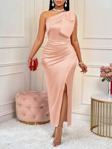 AIJ Đầm satin màu trơn, xếp ly, lệch vai, thắt nơ gợi cảm hiệu Amarilo dành cho nữ, thích hợp cho các bữa tiệc, ngày Valentine, Giáng sinh và các sự kiện cocktail. - Hồng - Xem 1