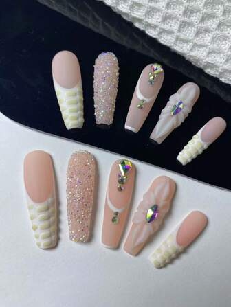 10 Pieces Of Pure Handmade Armour White French Serpentine Micro-Rhinestone Rhinestone 3D Three-Dimensional Carvings Suitable For Parties And Gatherings Can Be Worn Repeatedly To Give Birthday Gifts To Friends Press On Nails Nail Supplies Nails