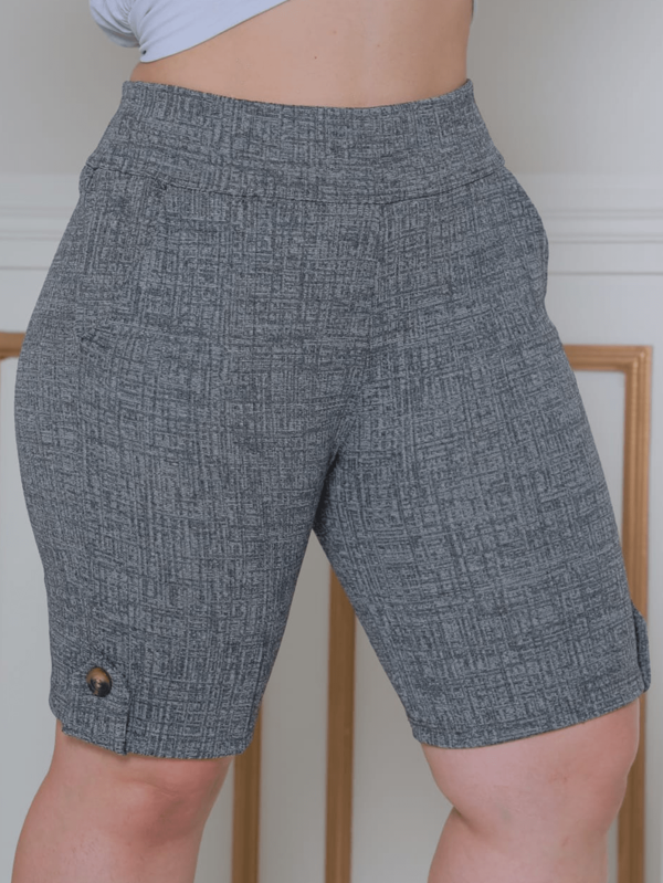 Bermuda Feminina Social com Bolso e Botão
