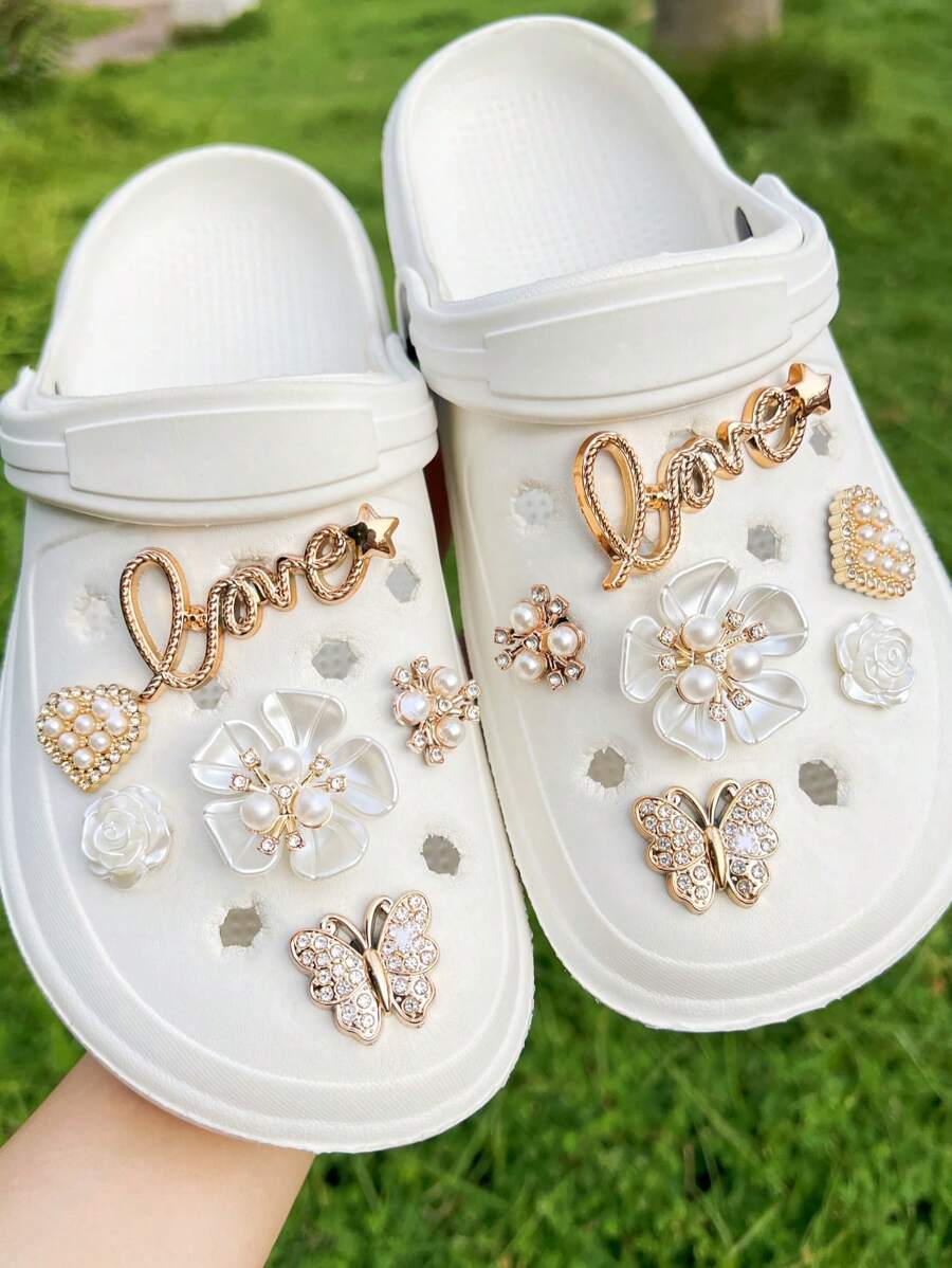 12pcs Sparkling Heart & Camellia Flower Shoe Charms Decorations, Suitable For Sandals And Clogs, Removable. Holiday Gift