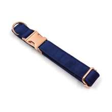 2 件套，INS 风格时尚奢华海军蓝天鹅绒宠物狗项圈和牵引绳套装，玫瑰金锌合金扣，加垫双层面料，可调节尺寸适合小型/中型/大型犬，柔软天鹅绒，耐用锌合金扣，非常适合新年生日礼物 - 藏蓝色 - 查看 7