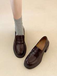 Women's Fashion Versatile New Oxford Shoes - Brown - View 4