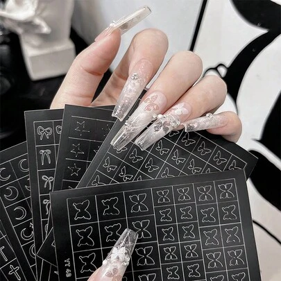 1包1片装镂空喷绘美甲贴纸，图案包括月亮、蝴蝶、五角星、雪花、云朵，带背胶，适用于美甲沙龙和个人用户。美甲用品，美甲贴纸。