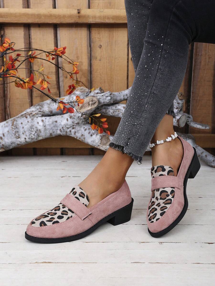 Giày lười đế bằng mũi nhọn họa tiết da báo cho nữ, giày công sở cổ điển đa năng phong cách retro cho mùa thu/đông, màu hồng, hàng mới về năm 2024 - Hồng - Xem 1