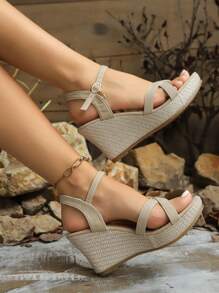 New Summer Platform Sandals, Multifunctional Thick Sole Waterproof, Flattering Height Increase