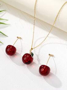 Boucles d'oreilles rétro à la mode, jolies et grandes cerises rouges, et grand collier de cerises pour tenues de bureau, vacances, dîner et fête. Idéal comme cadeau.