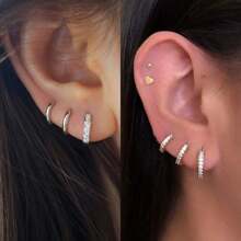 Juego de 10 pares de pendientes de acero inoxidable para múltiples perforaciones, ligeros, pequeños aros Huggie, pendientes de circonita cúbica para mujer, pendientes hipoalergénicos para el cartílago