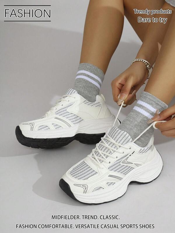 Sneakers da donna a collo basso, scarpe casual versatili, con suola morbida e confortevoli, per l'autunno