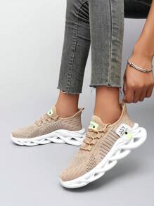2024 Latest Mesh Breathable Hollow Braided Sole Running Shoes For Teenagers, Summer Lightweight Casual Sports Sneakers For Children