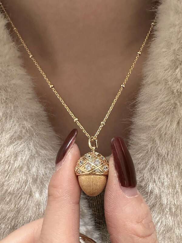 1 Peça Colar Vintage de Luxo Francês com Pingente de Pinhas de Cubic Zirconia, Elegante Gargantilha de Moda Sofisticada Adequada para Uso Diário