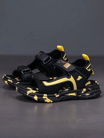 儿童鞋、儿童凉鞋、儿童运动凉鞋、可调节双钩环搭扣、黑白经典配色、男童水凉鞋、时尚百搭沙滩鞋