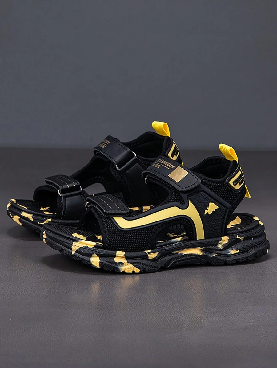 儿童鞋、儿童凉鞋、儿童运动凉鞋、可调节双钩环搭扣、黑白经典配色、男童水凉鞋、时尚百搭沙滩鞋