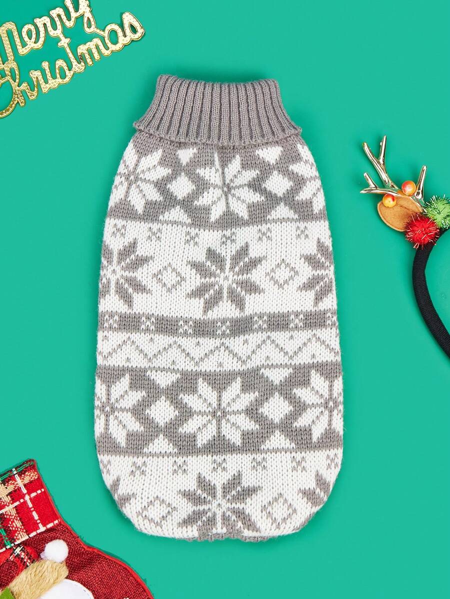 Un pulover tricotat din poliester cu model de Crăciun, călduros, confortabil, respirabil și cu o atmosferă de Crăciun. Este potrivit pentru pisici și câini de companie, pentru a fi purtat toamna și iarna (Produsul este de dimensiuni mici, se recomandă achiziționarea a 1-2 mărimi mai mari).