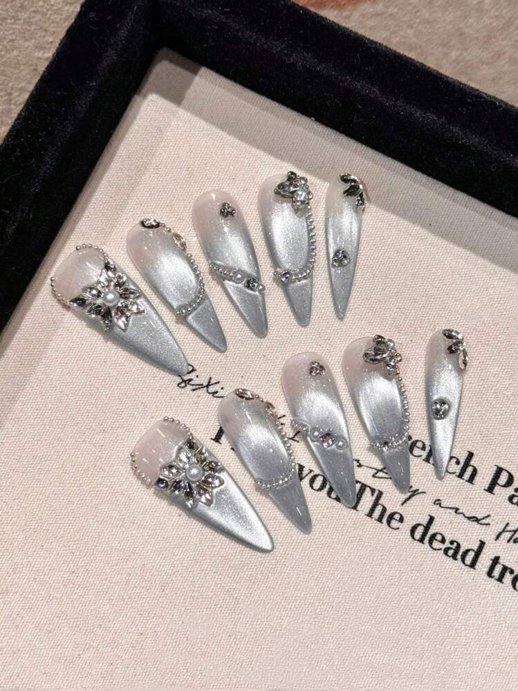 10개/세트 눈물방울 프렌치 매트 블루 고양이 눈 가짜 손톱, 진주, 모조 다이아몬드 & 메탈 스터드로 장식, 손가락 가늘기 & 안색 향상, 드레스, 작업복, 파티, 데이트에 적합, 재사용 가능, 네일 글루 프레스 온 네일 네일 용품 네일 포함